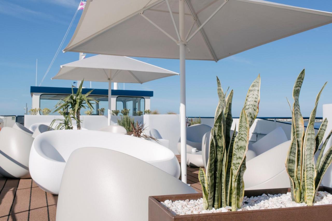 Costa Do Sal Hotel Boat Lounge أفيرو المظهر الخارجي الصورة