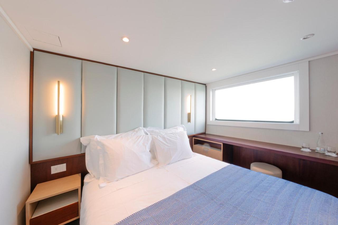Costa Do Sal Hotel Boat Lounge أفيرو الغرفة الصورة