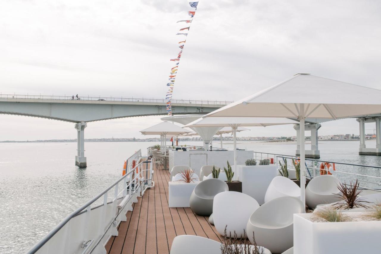 Costa Do Sal Hotel Boat Lounge أفيرو المظهر الخارجي الصورة