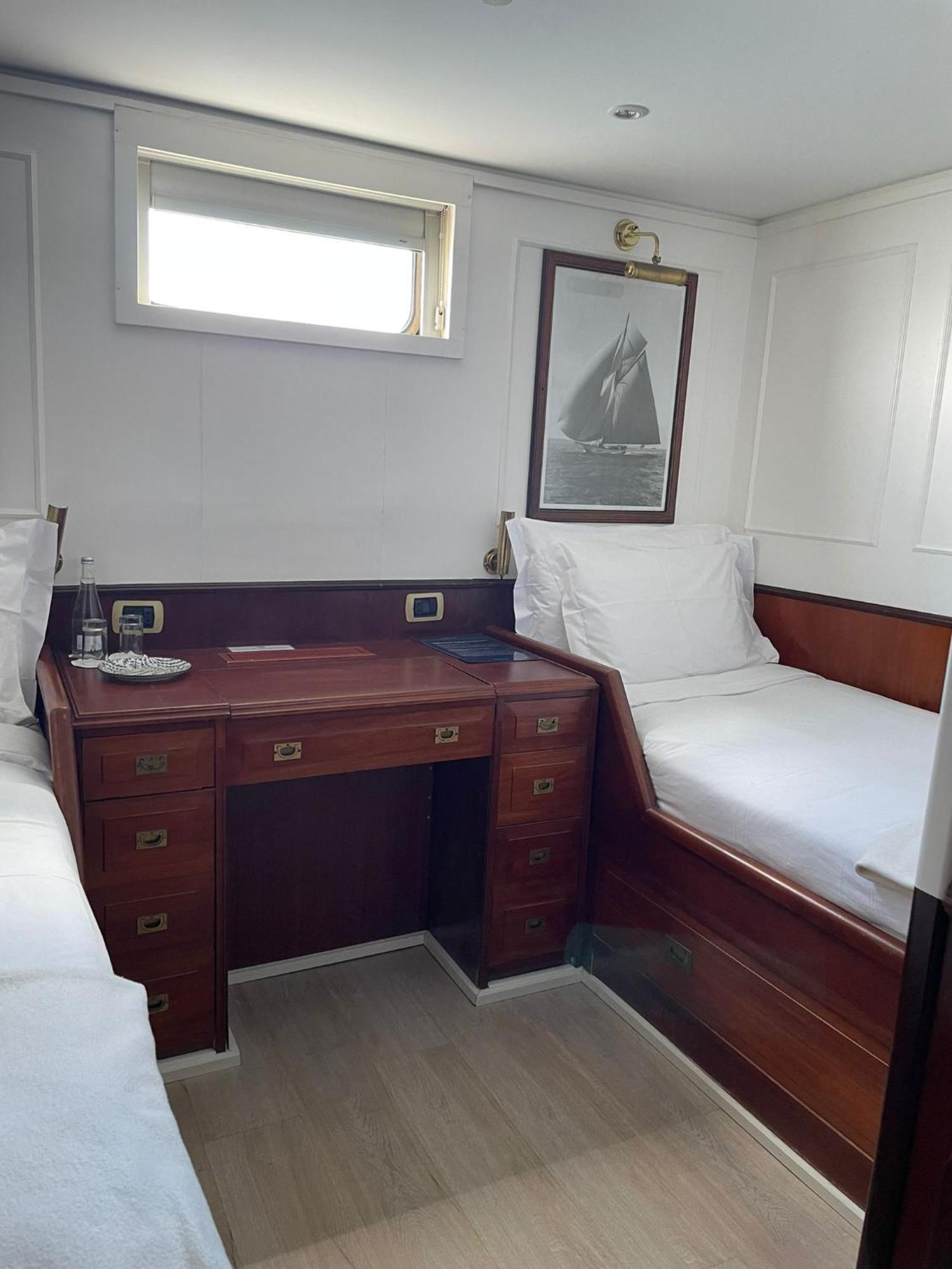 Costa Do Sal Hotel Boat Lounge أفيرو المظهر الخارجي الصورة